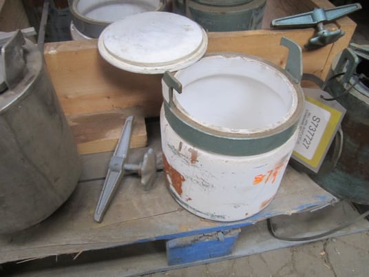 U.S. Stoneware #SZ1, Alumina Fortified Porcelain Grinding Jars, 1.3 gallon capacity, 6.5" diameter x 7" H Jar - Image 2