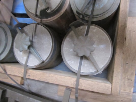 U.S. Stoneware #SZ1, Alumina Fortified Porcelain Grinding Jars, 1.3 gallon capacity, 6.5" diameter x 7" H Jar - Image 3