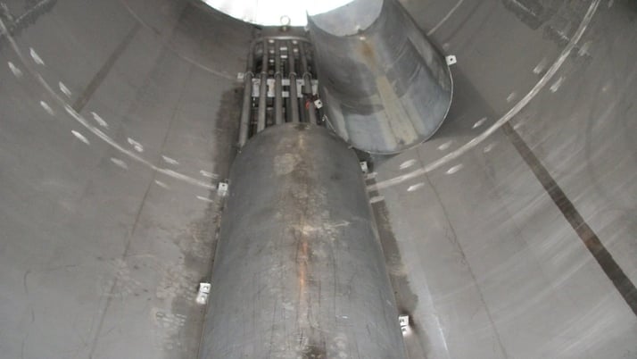 5000 gallon Stainless Steel Horizontal Tank, 88" diameter x 16' long, 18 coils 1" x 14' 6" - Image 7