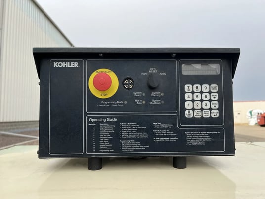 600 KW Kohler #650REOZDB, generator, enclosure mounted on trailer, 277/480 Volts, 3035 hours, 2005, #090497 - Image 5