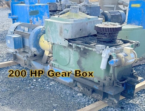 Williams Industrial pulverizer roller mills 200 HP with Whizzer separators & 400 HP main fan - Image 9