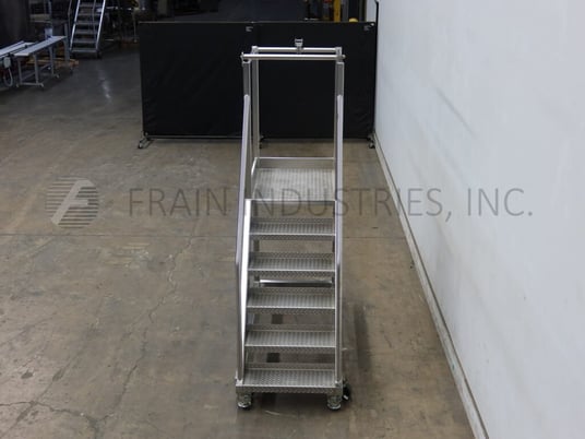 5 Step EHS Solutions CST110, Stainless Steel with 34" x 30" standing platform, 41" high guard rail & locking - Image 3