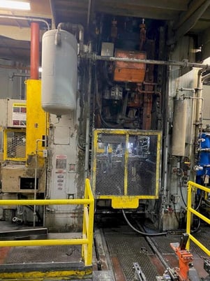 1000 Ton, Fukui #MSF-1000, mechanical single crank cold forging press, 11.1" stroke, 33.46" Shut Height, air - Image 3