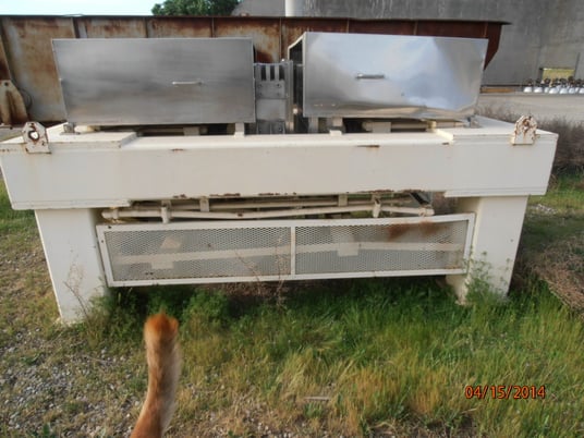 Hubert C. Stollenwerk #HCS E-118, Horizontal Fruit Press, 36" x 36" Stainless Steel Platens, 3" trough side - Image 8