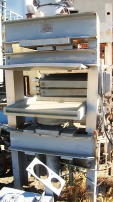 Juice Platen Press, Carbon Steel, 28" x 28", 5 HP hydraulic pump - Image 1