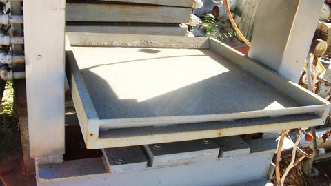 Juice Platen Press, Carbon Steel, 28" x 28", 5 HP hydraulic pump - Image 3