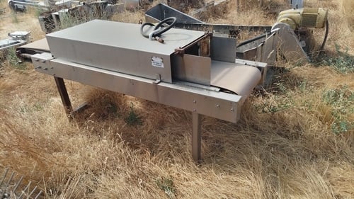 Shredder, Carbon Steel, 7" diameter x 15" face rotor, 18" width x 8' L conveyor, 4' L Stainless Steel housing - Image 7