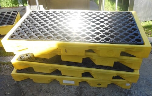 Ultratech 1086 Ultra Spill Pallet No Drain 3000 Lbs Load Capacity