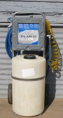 15 gallon Foam-It #FI-15, Portable Foamer, plastic tank, 20-45 GPM, 25'-30' foam output distance, 30' - Image 1