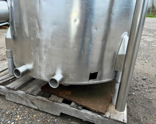 175 gallon Stainless Steel Dual Compartment Tank, 38" diameter x 36" deep Vessel w/35" H divider, (4) 2" & - Image 10