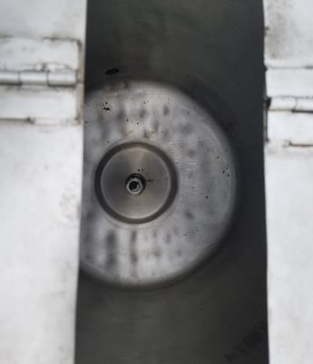 25 gallon Walker, Stainless Steel Dimple-Jacketed Tank, 17.5" diameter x 22.5" straight side, 1.5" center - Image 5