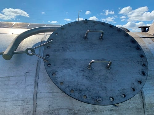 2100 gallon Stainless Steel Tank, 6' diameter x 10' H, 2" magnesium silicate insulation, 24" diameter Flanged - Image 7