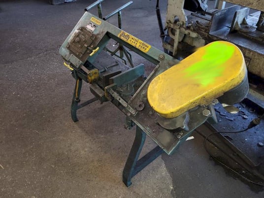 9.5" x 11" Wellsaw #58B, portable bandsaw, 1/2" x.025" x7' 9" blade, 76-141-268 SFPM, S/N 7885 - Image 3