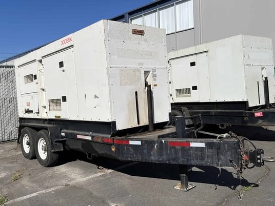 264 KW Multiquip Power #DCA300, mobile diesel generator, multi-voltage, 11579 hours, 2006 - Image 2