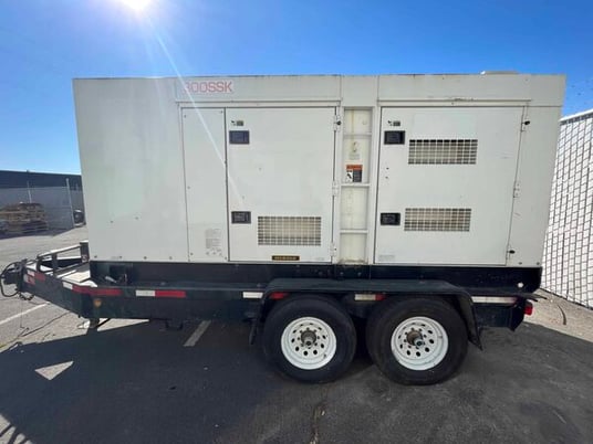264 KW Multiquip Power #DCA300, mobile diesel generator, multi-voltage, 11579 hours, 2006 - Image 3