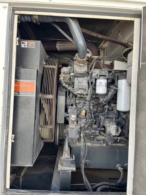 264 KW Multiquip Power #DCA300, mobile diesel generator, multi-voltage, 11579 hours, 2006 - Image 10