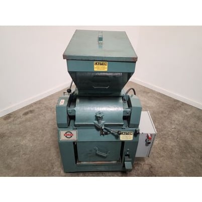 Holmes Bros. Inc. #401XL, hammermill crusher, 7 HP, 1760 RPM, 213T frame, 575 V. - Image 4