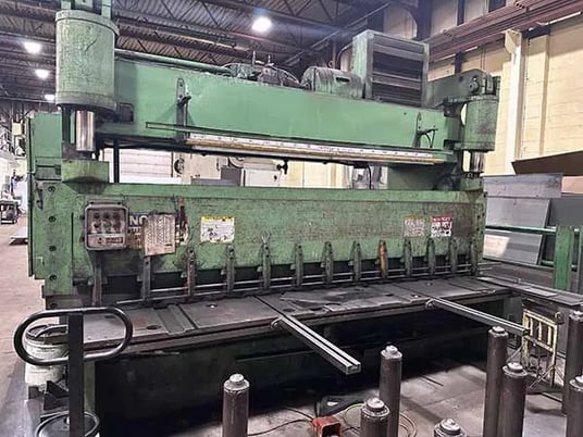 5/8" x 12' Cincinnati #5FL12, hydraulic shear, front operated power back gauge, (2) front arms, scrap chute - Image 1