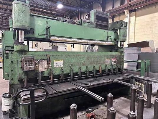 5/8" x 12' Cincinnati #5FL12, hydraulic shear, front operated power back gauge, (2) front arms, scrap chute - Image 4