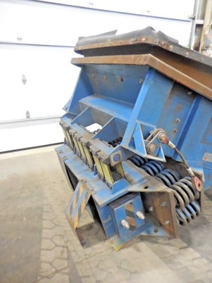Kinergy #KDF-48-HDDT, vibratory feeder, 5 HP, 880 RPM, 230/460 V. - Image 3