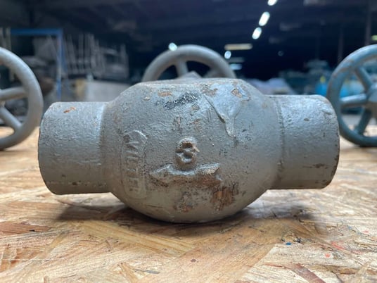 1" Vilter Ammonia Hand Expansion Shut-Off Valve, 4-Bolt (Square Flanges) - Image 10