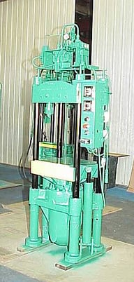 117 Ton, 20" x 20", upact 4-post, 16" stroke, 24.5" daylight, 10" ram, 39" work height, 100" tall, #697 - Image 1