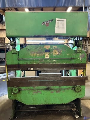 35 Ton, Diacro #14-72, hydraulic press brake, 6' overall, 62" between housing, 2" str - Image 1