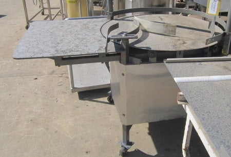 36" width Accumulation Table, Stainless Steel, 1/2 HP, 30" x 21" leaf for discharge - Image 3