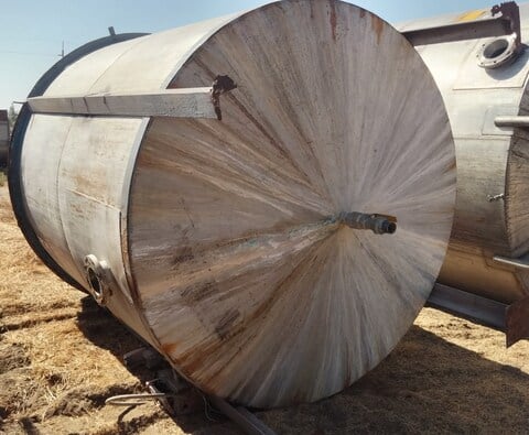 2250 gallon Stainless Steel Tank, Agitated, Cone Bottom, 7' 6" diameter x 8' straight side, 2 HP - Image 3