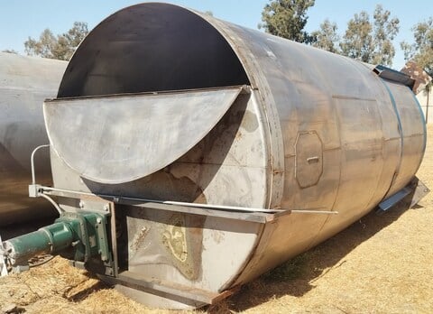 4500 gallon Stainless Steel Vertical Tank, Agitated, 7' 6" diameter x 14' straight side, 2 HP, 208-230/460 - Image 1