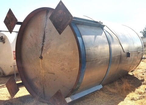 4500 gallon Stainless Steel Vertical Tank, Agitated, 7' 6" diameter x 14' straight side, 2 HP, 208-230/460 - Image 2