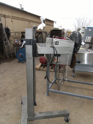 Label-Aire #2111M, Pressure Sensitive Spot Labeler, 3/4"-4" width x 3/4"-4" L capacity, 1 HP, 115 V - Image 4