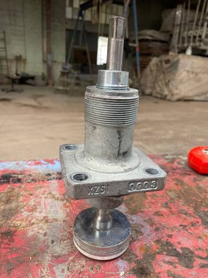 Parker Shut off Valve - Image 3