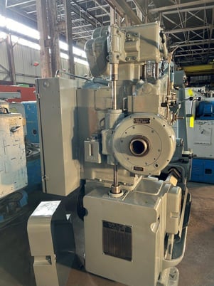 Barber-Colman #16-16, horizontal gear hobber, 16" workpiece diameter, 5" hob diameter, 1.25" arbor - Image 2