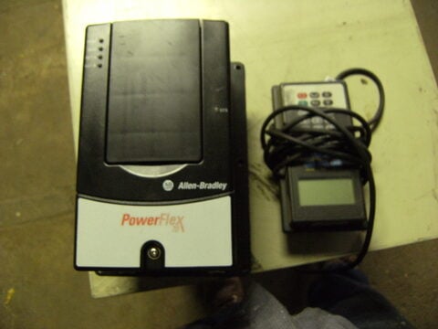 .5 HP Allen-Bradley, Powerflex 70, AC drive, 240 Volts (2 available) - Image 1