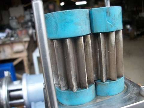 IBEX #030, Ibex Steel positive displacement pump, lobe type, 1/2 HP, 1" inlet/outlet - Image 5