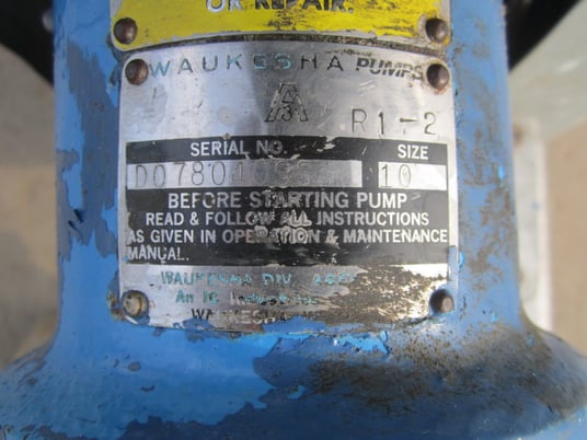 Waukesha #010, Waukesha Steel positve displacement pump, 1/2 HP, 1" inlet/outlet, portable on cart - Image 4