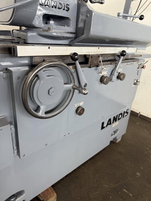 10" x 20" Landis #1R, universal grinder - Image 4