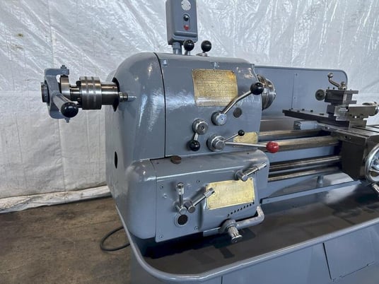 13" x 36" Clausing Colchester #13, engine lathe, 1-3/4" hole thru spindle, 40-1800 RPM, tailstock, 6" 3-Jaw - Image 3