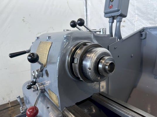 13" x 36" Clausing Colchester #13, engine lathe, 1-3/4" hole thru spindle, 40-1800 RPM, tailstock, 6" 3-Jaw - Image 7