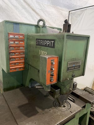 Strippit #Sonic-18/30, punch machine & corner notcher w/ tooling - Image 7