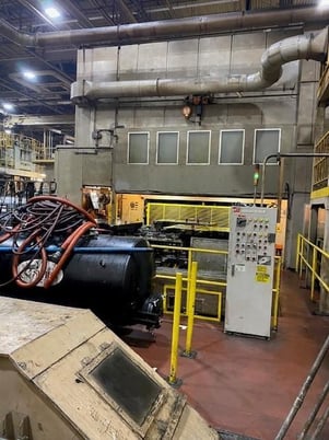 1100 Ton, Fukui #TTD1100T2, straight side transfer press, 11.8" stroke, air clutch, 1990' s - Image 2