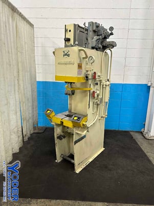8 Ton, Hannifin #OGF-88-8-2-2-PB6B, C-frame hydraulic press, 12" stroke, 5" Shut Height, 10" throat7.5 HP - Image 2