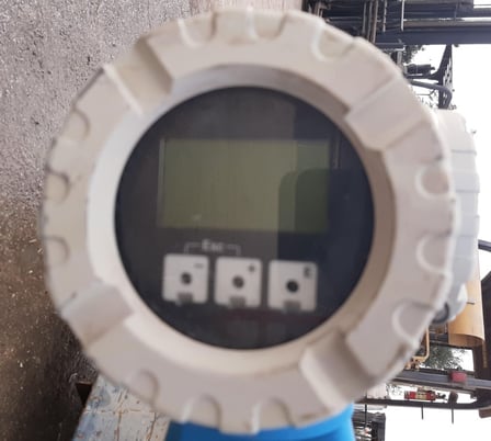 Endress & Hauser #83F80-AAASAAAAB9AA, Flowmeter, Stainless Steel, K-Factor 6722/-18, 3" flange, -58 to 392&deg;F - Image 3