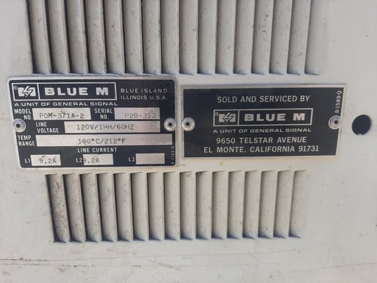 27" width x 24" D x 20" H Blue M POM-371A-2, Stainless Steel interior, electrically heated, 212&deg;F - Image 2