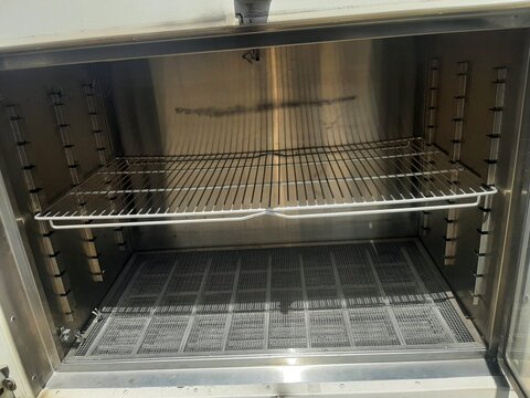 27" width x 24" D x 20" H Blue M POM-371A-2, Stainless Steel interior, electrically heated, 212&deg;F - Image 3