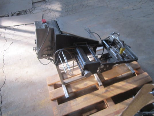 Versapply #9100R-70, Wipe on Printer Applicator, 4" to 7" label size, 750 labels/min, R-L, 115V - Image 3