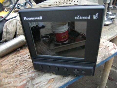 Honeywell #TVEZ-6-0-G-B00-CU0000-0, Paperless Chart Recorder, 5" diagonal Screen, 3 of 6 pens, 3.5" media/144 - Image 3