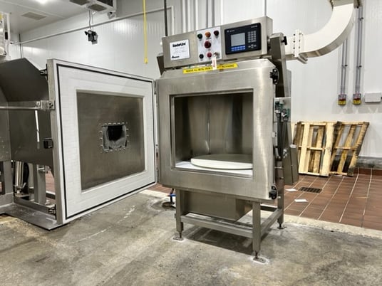 Amana #QMP-2300, Batch Microwave, 36" diameter x 32" deep, 31" diameter turntable, 480V, 2000 - Image 7