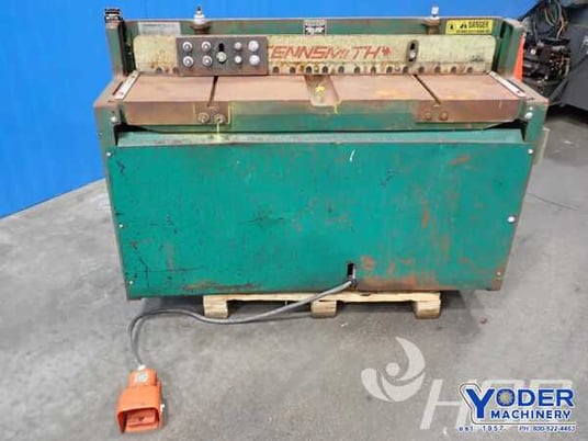 16 gauge x 4.4' Tennsmith #52H, hydraulic shear, electric foot pedal, 3 HP, 40 SPM - Image 1